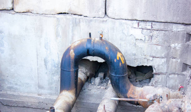 Best Ceiling water damage repair  in Brentwood, NY